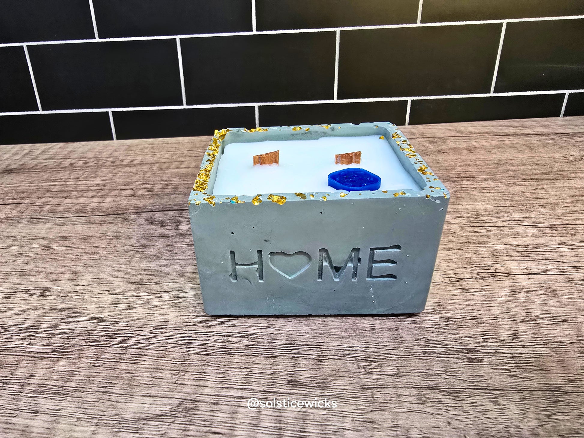 Earthbound Calm Candle in concrete jar – mint, citrus, and herbal notes for a calming, fresh home scent